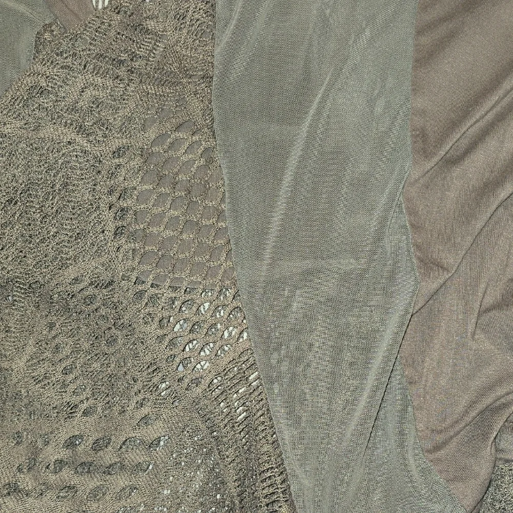 Elegant Taupe Open Front Cardigan - Picture 5 of 8